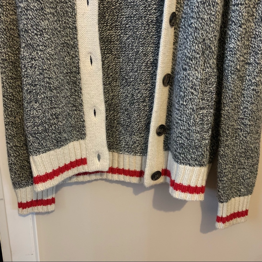 NWOT Roots Classic Cardigan - Picture 3 of 9